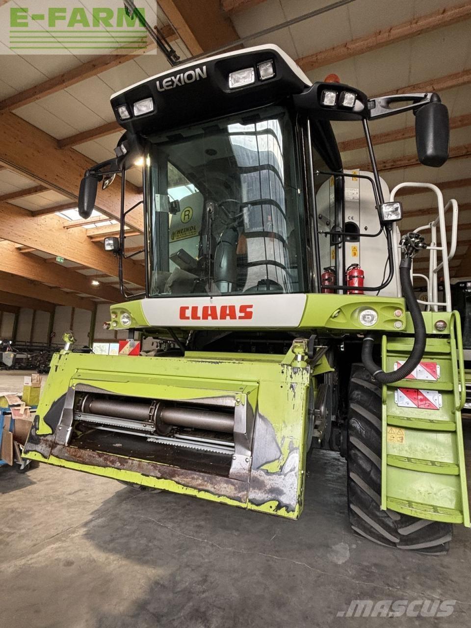 CLAAS lexion 520 Moissonneuse batteuse