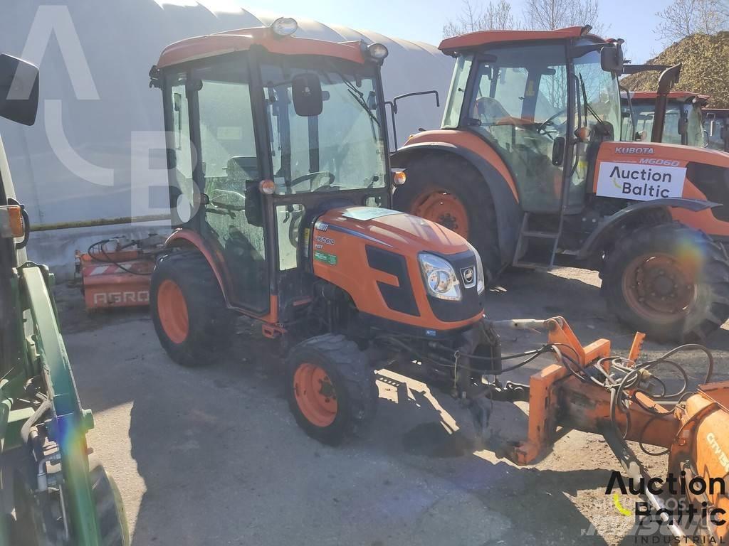 Kioti CK 2810 Tracteur