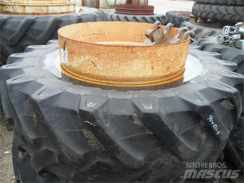 - - - 480/70R30 30" Pneus, roues et jantes