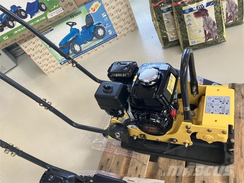  - - - BOMAG BVP10/36 Agriculture - Autres