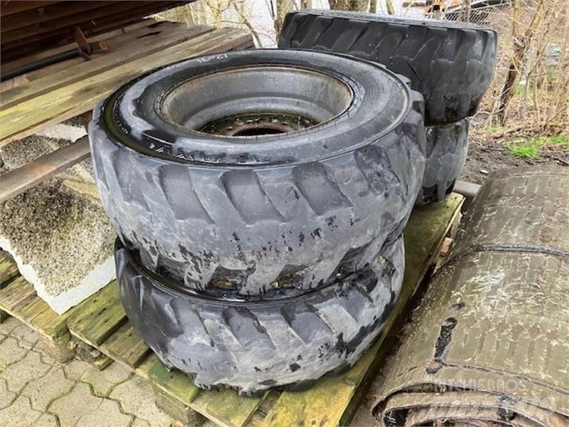 - - - GALAXY Pneus, roues et jantes