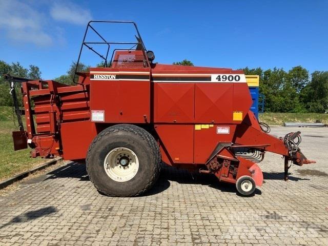 Hesston 4900 Presse cubique