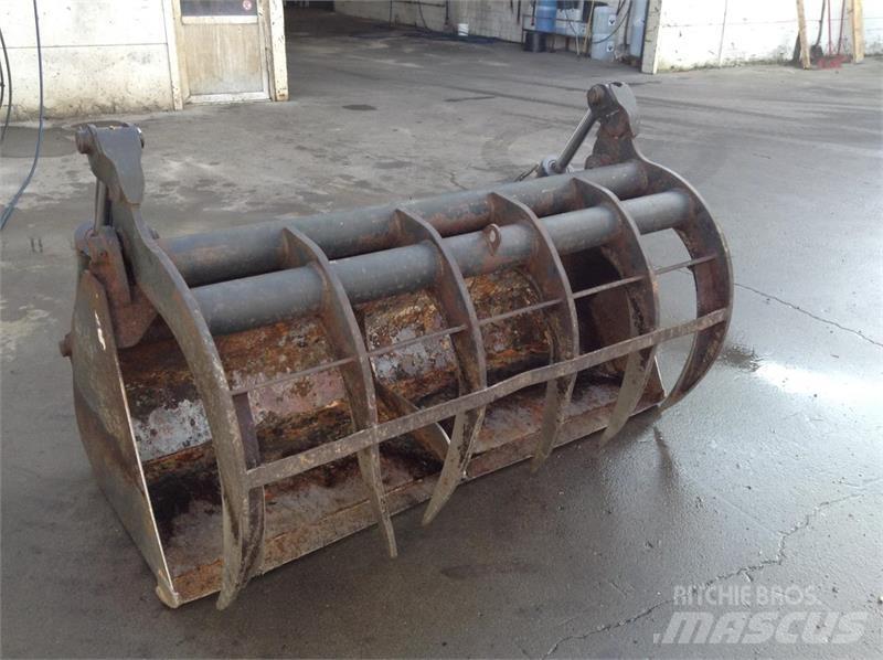  - - - Siloskovl 1,8m Chargeur frontal, fourche