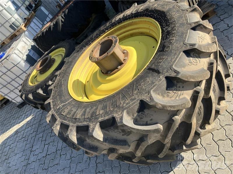  - - - Sprøjtehjul Pneus, roues et jantes