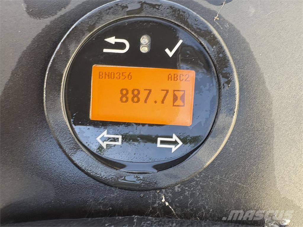 John Deere 1570 Tondeuses montées