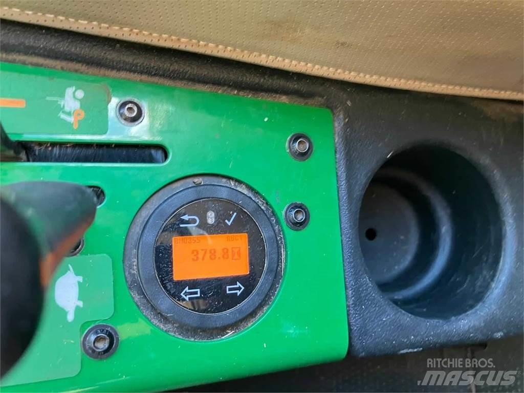 John Deere 1585 Tondeuses montées
