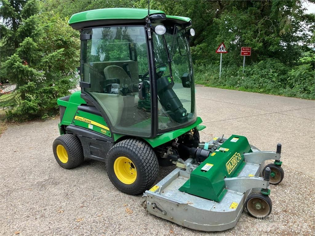 John Deere 1585 Tondeuses montées