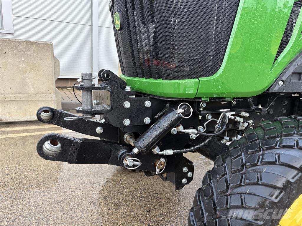 John Deere 2038R Micro tracteur