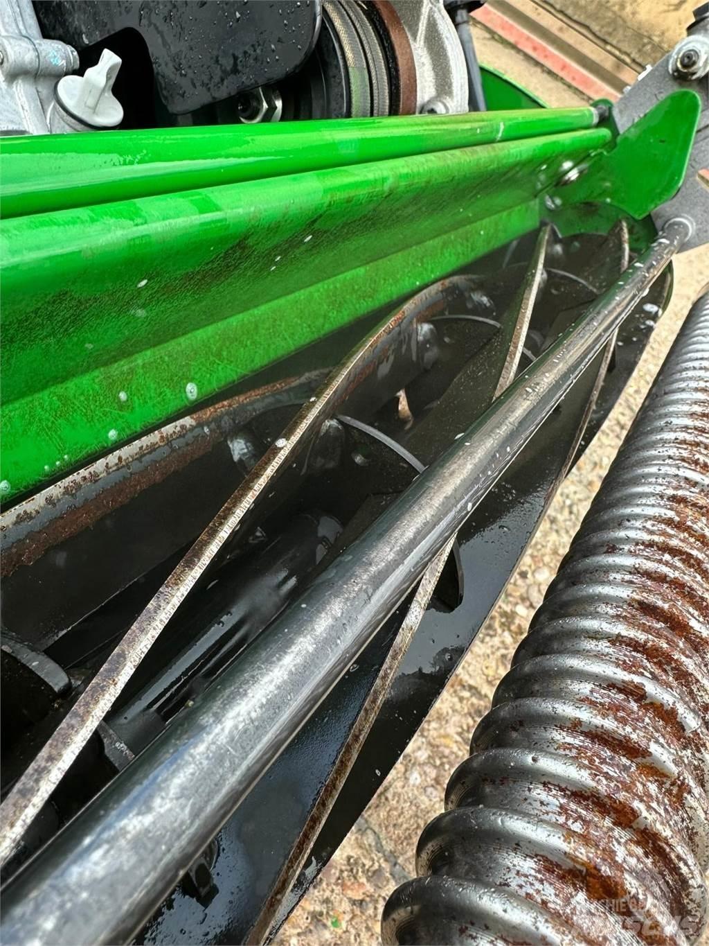 John Deere 260SL Tondeuses à conducteur marchant