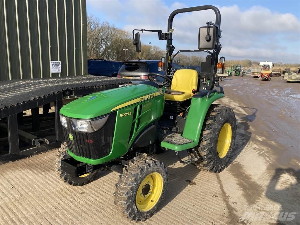 John Deere 3025E Micro tracteur