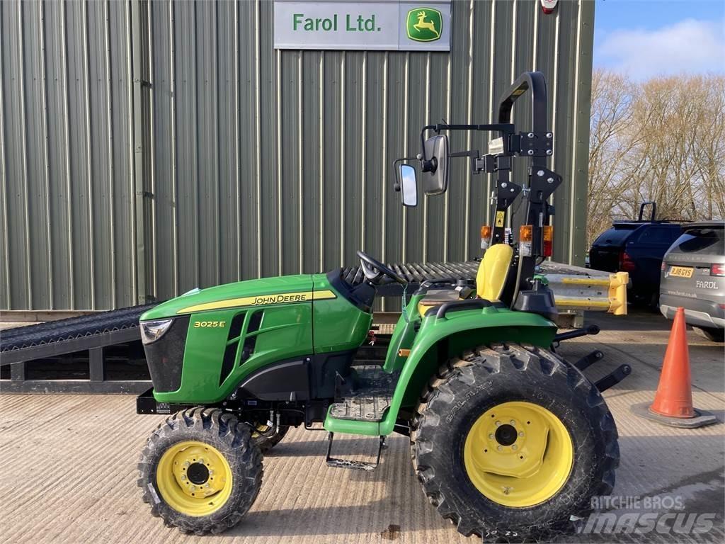 John Deere 3025E Micro tracteur