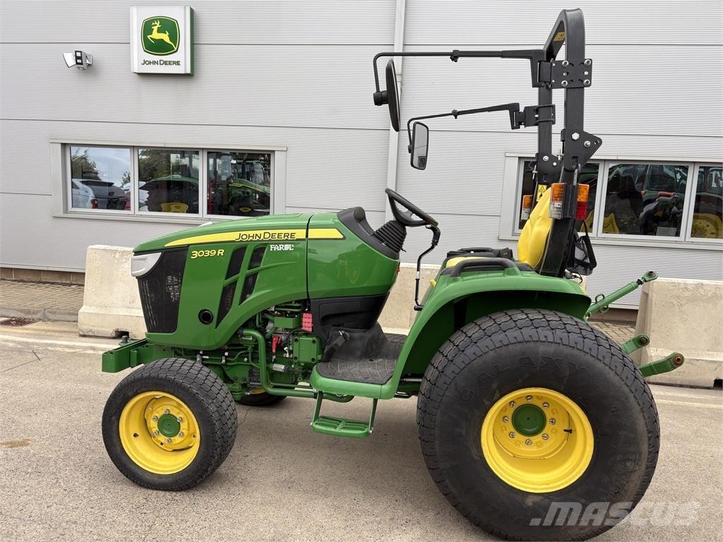 John Deere 3039R Micro tracteur