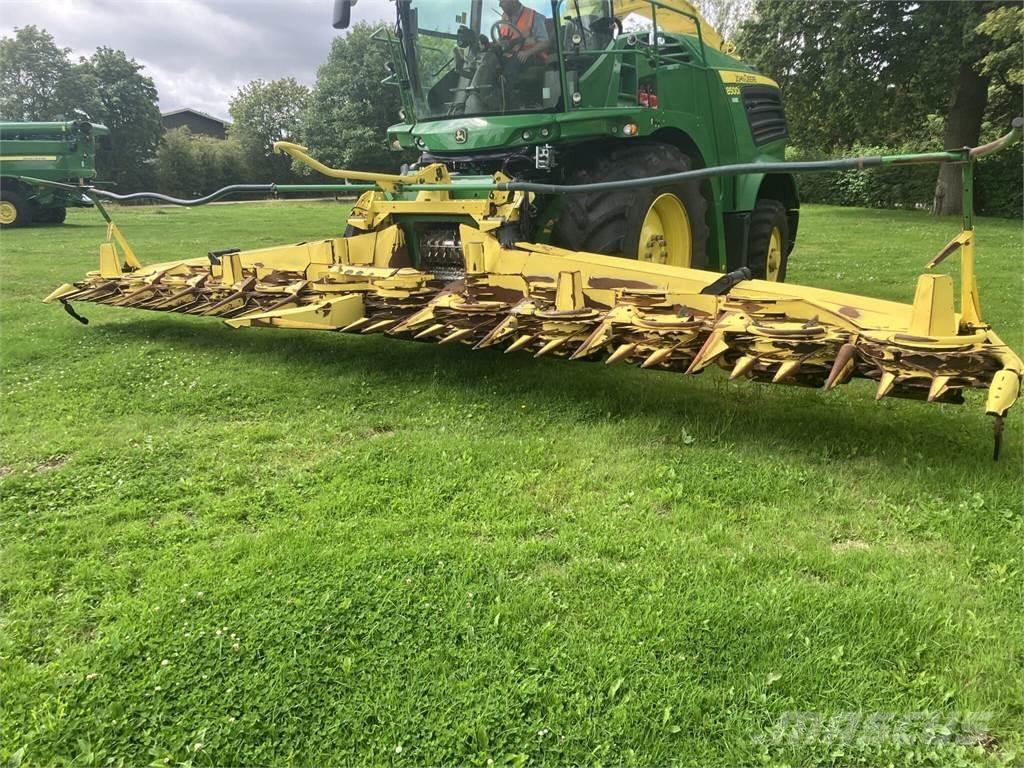 John Deere 390 Plus Ensileuse automotrice