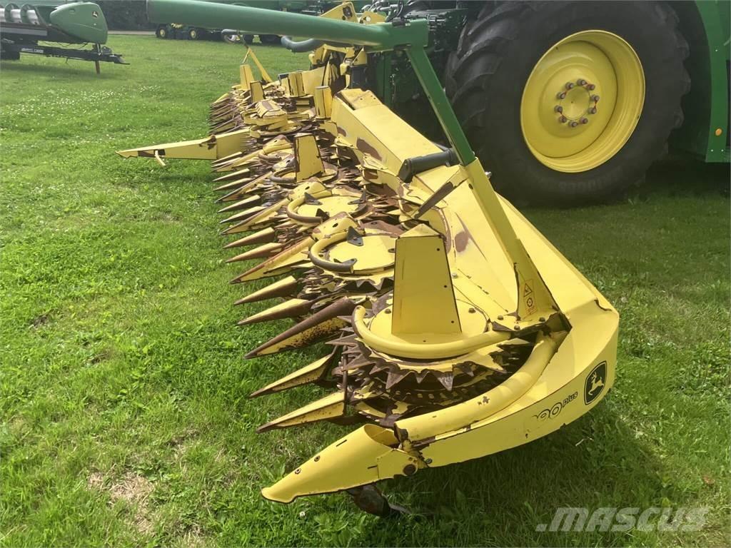John Deere 390 Plus Ensileuse automotrice