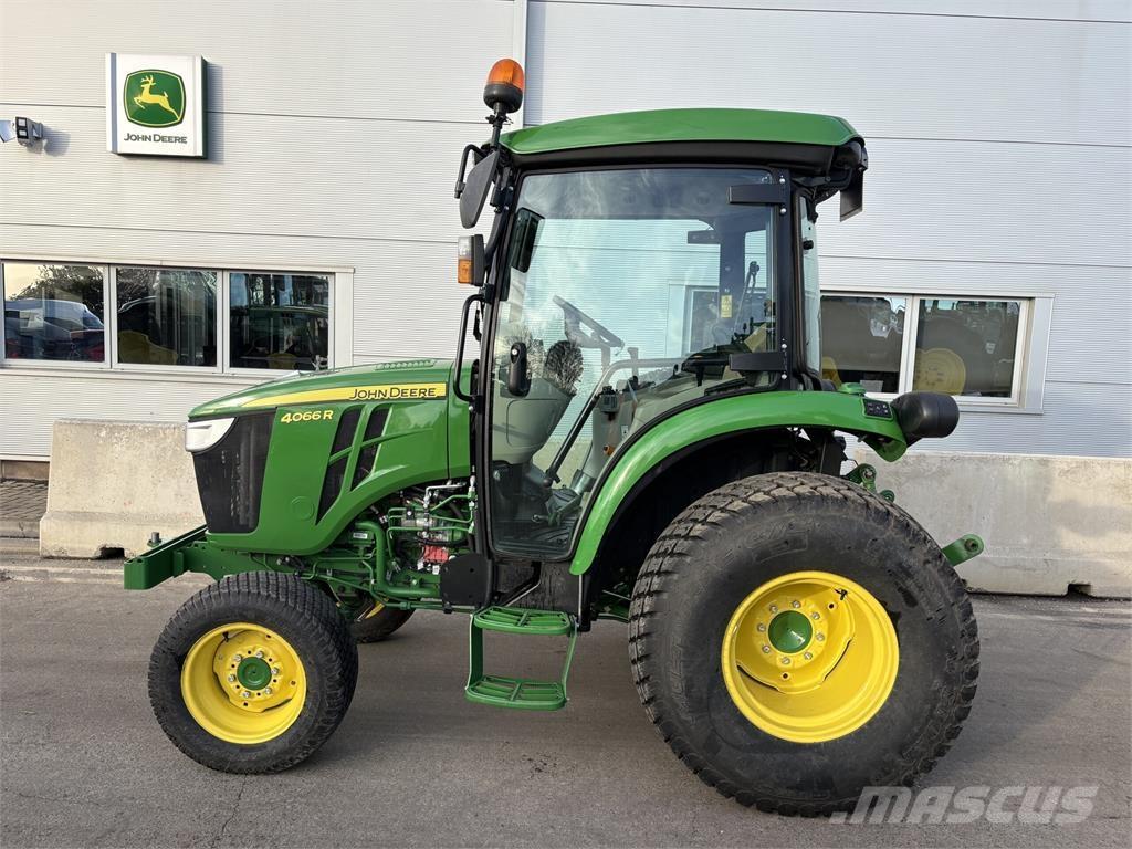 John Deere 4066R Micro tracteur