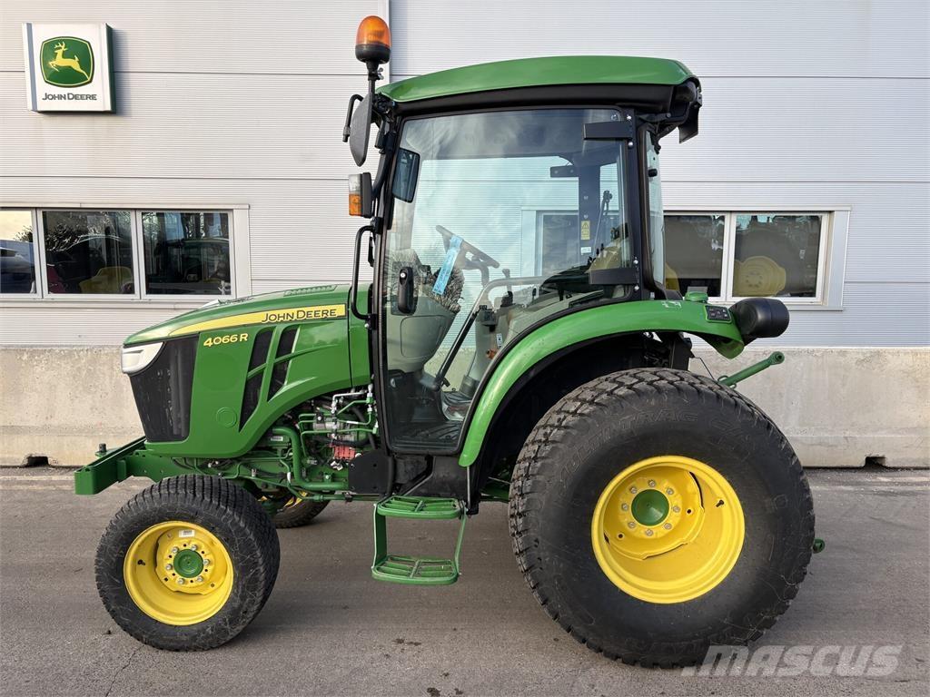 John Deere 4066R Micro tracteur