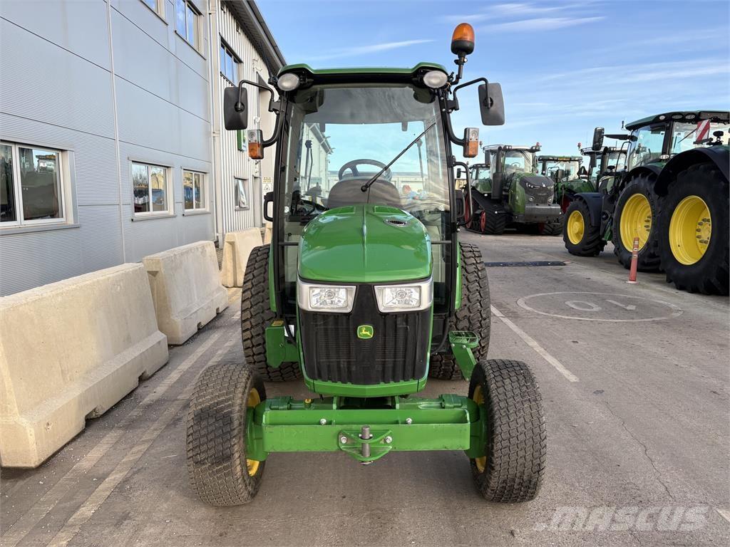 John Deere 4066R Micro tracteur