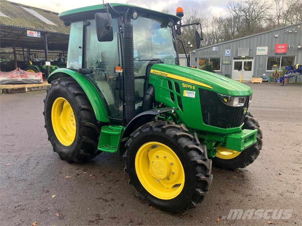 John Deere 5075E Tracteur