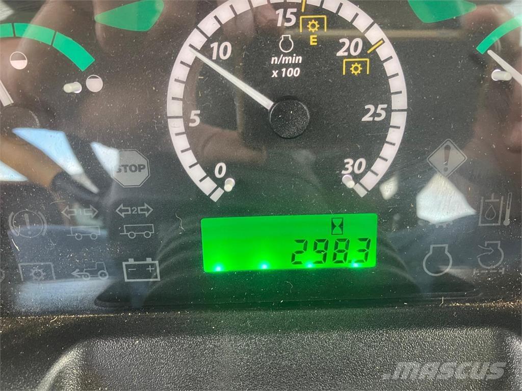 John Deere 5075E Tracteur