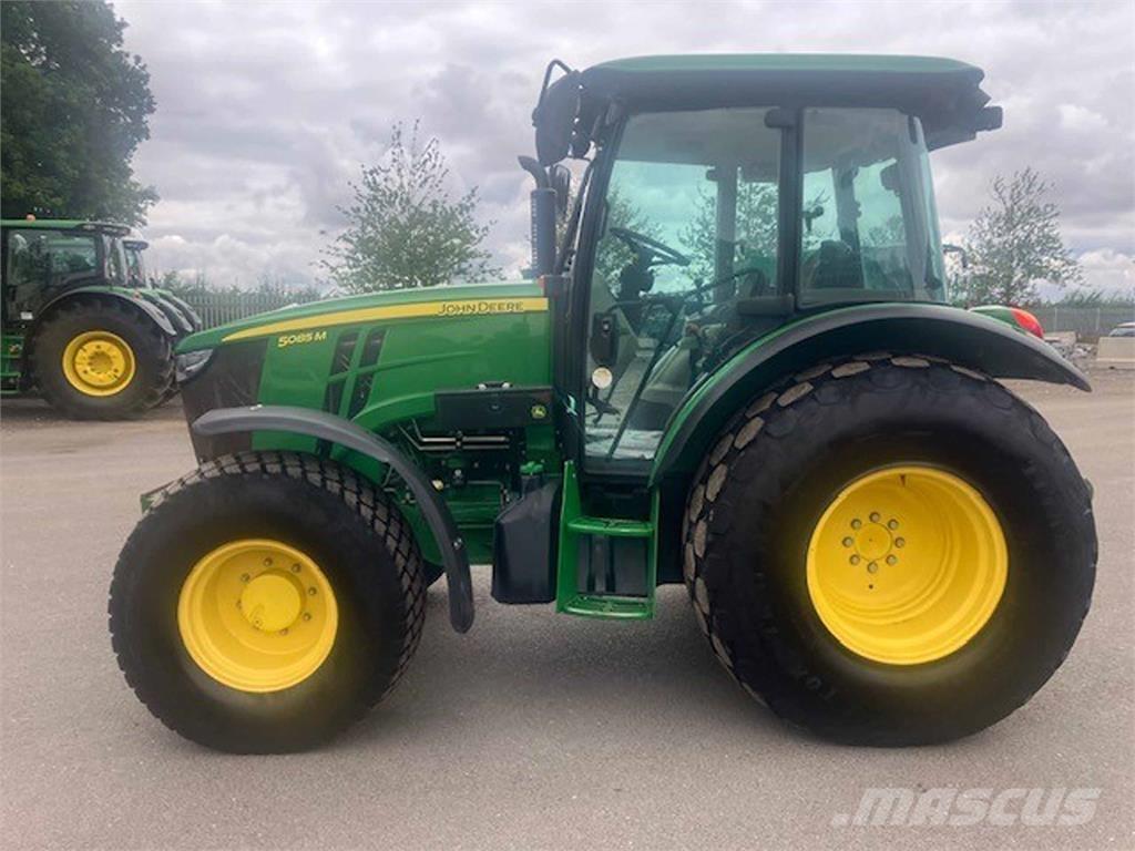 John Deere 5085M Tracteur