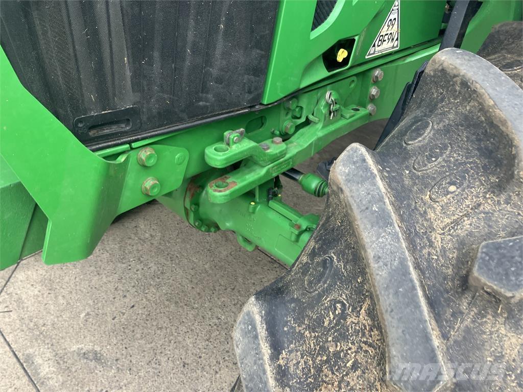 John Deere 6100M Tracteur