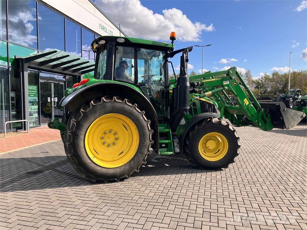 John Deere 6110M Tracteur