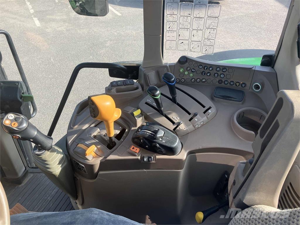 John Deere 6120M Tracteur