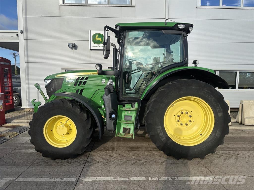 John Deere 6130R Tracteur