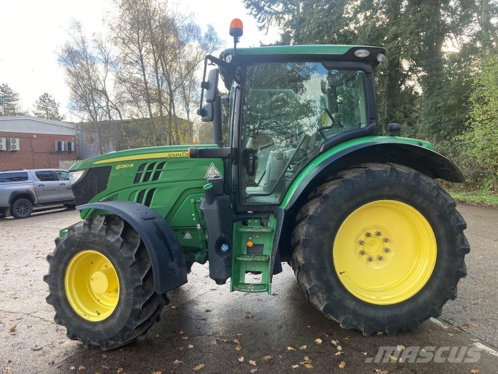 John Deere 6130R Tracteur