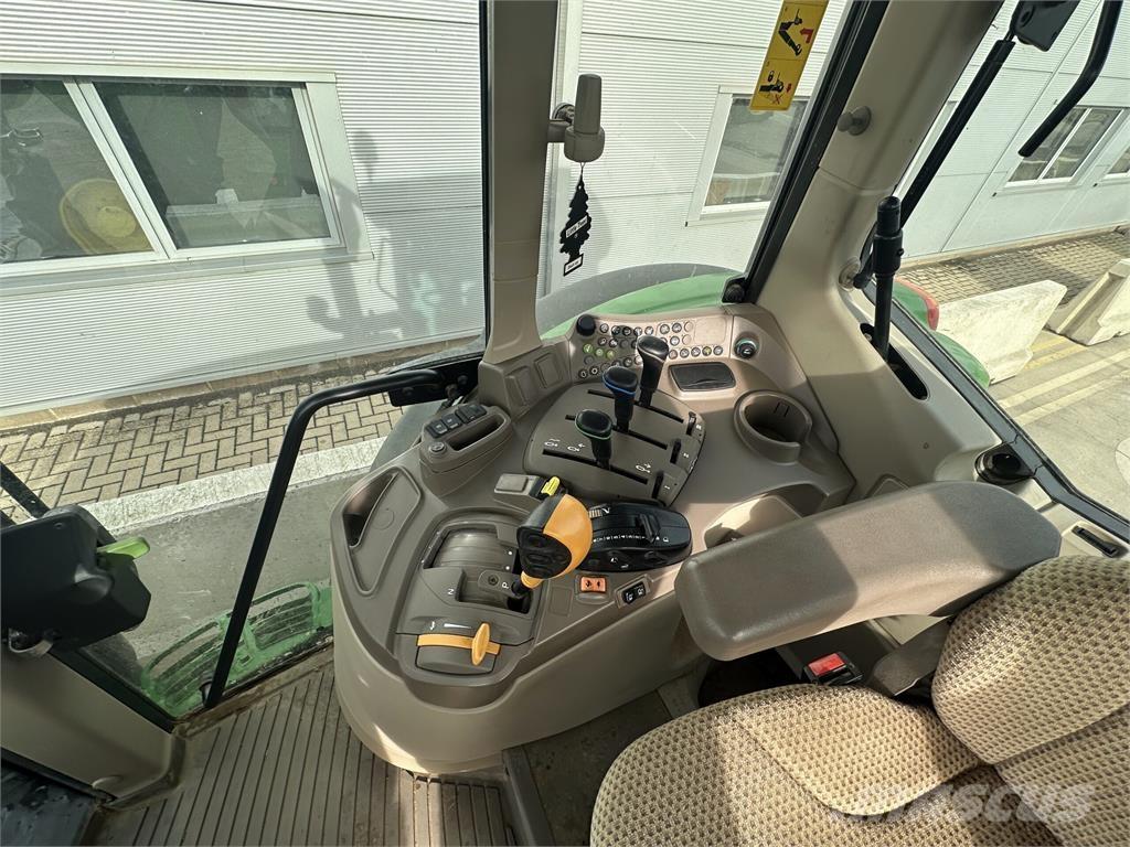 John Deere 6155M Tracteur