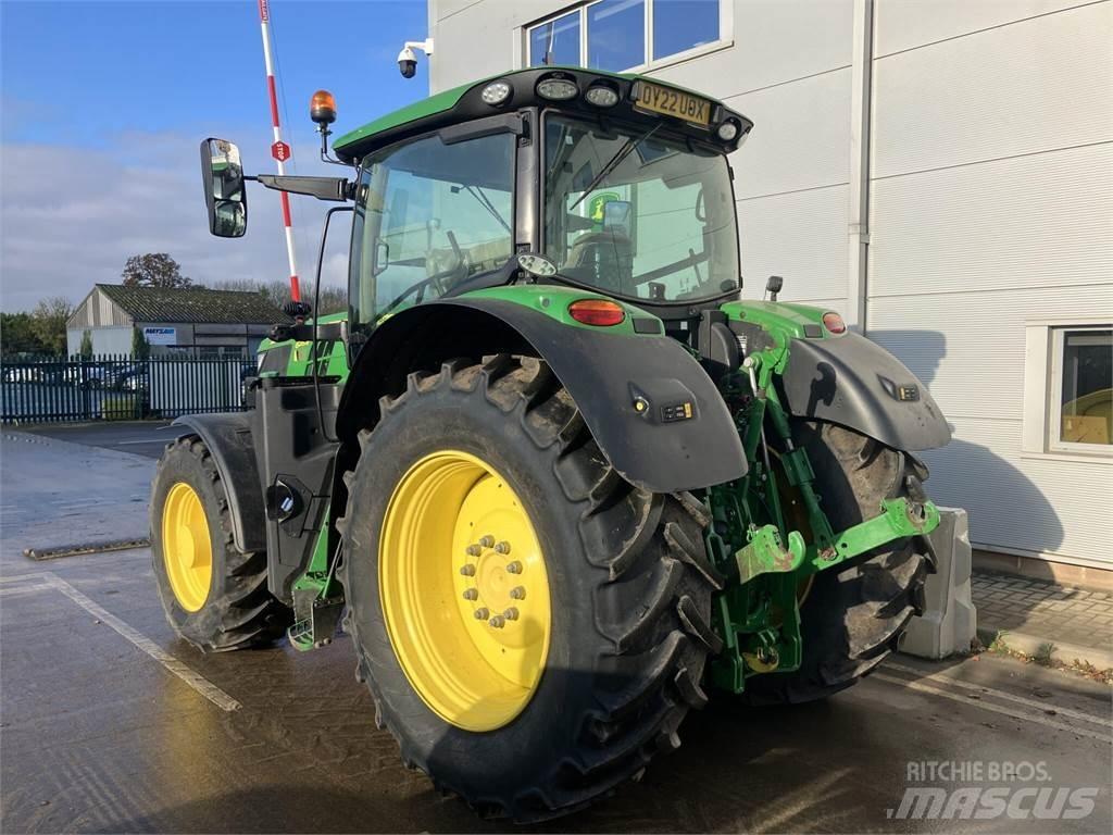 John Deere 6215R Tracteur