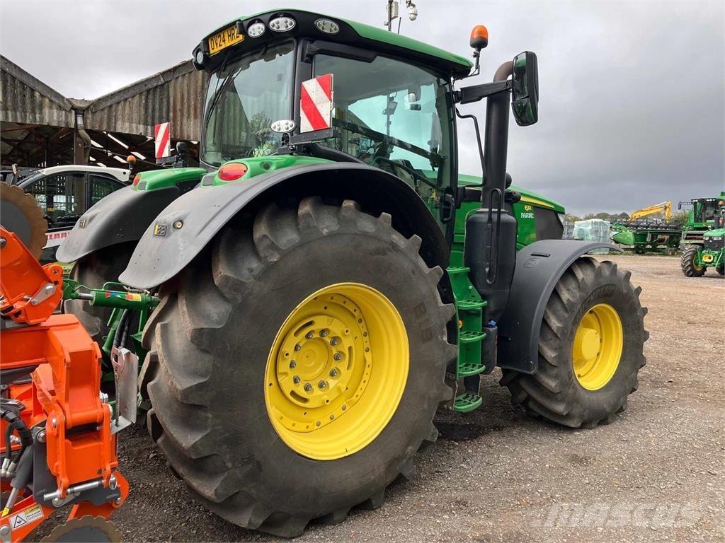 John Deere 6R 215 Tracteur
