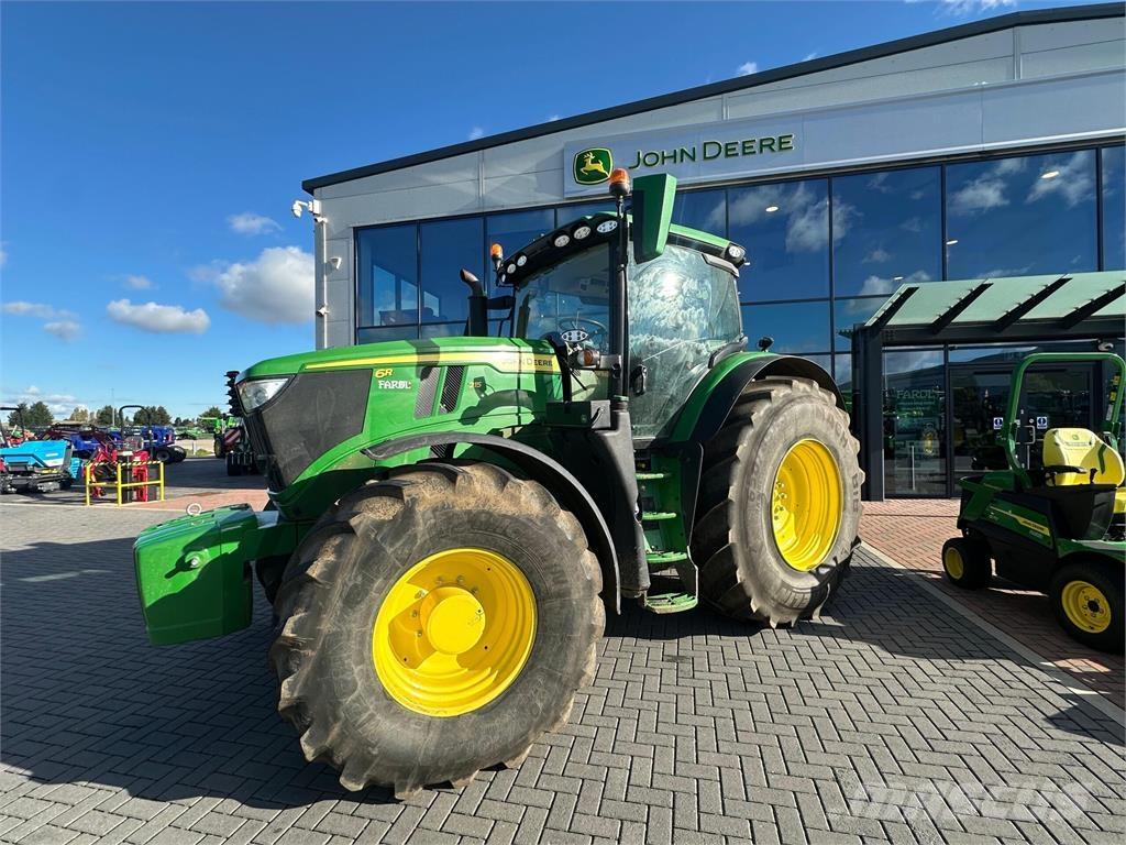 John Deere 6R 215 Tracteur