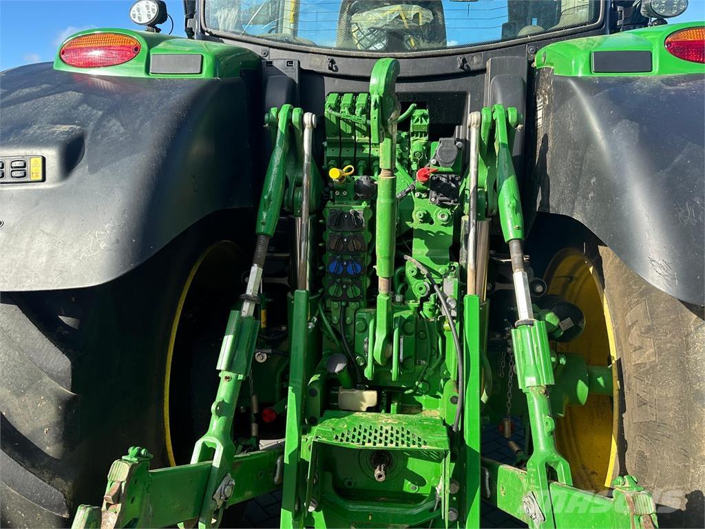John Deere 6R 215 Tracteur