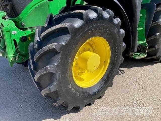 John Deere 6R 215 Tracteur