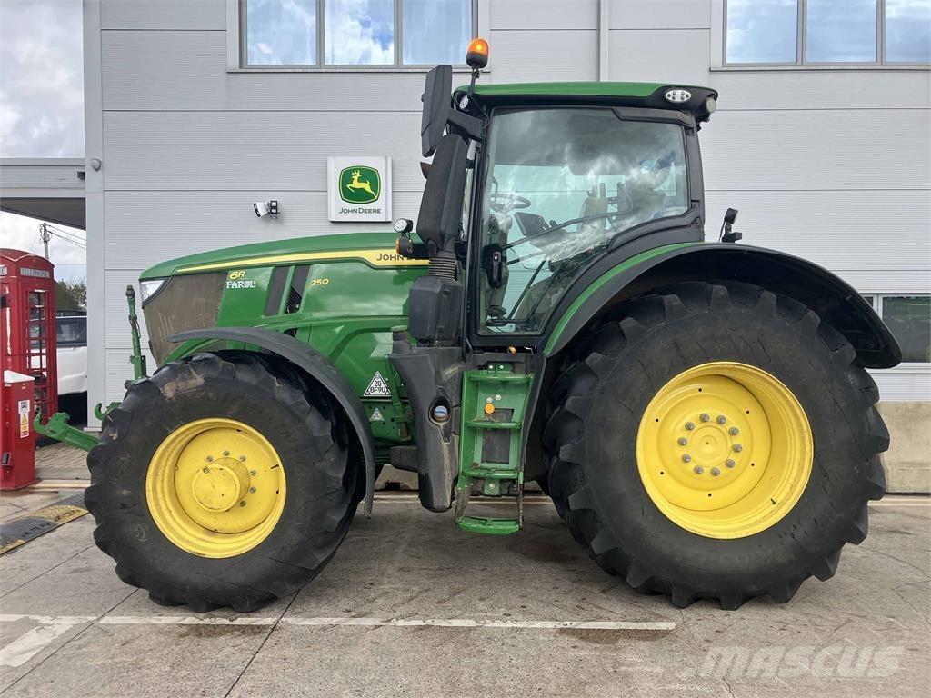 John Deere 6R 250 Tracteur