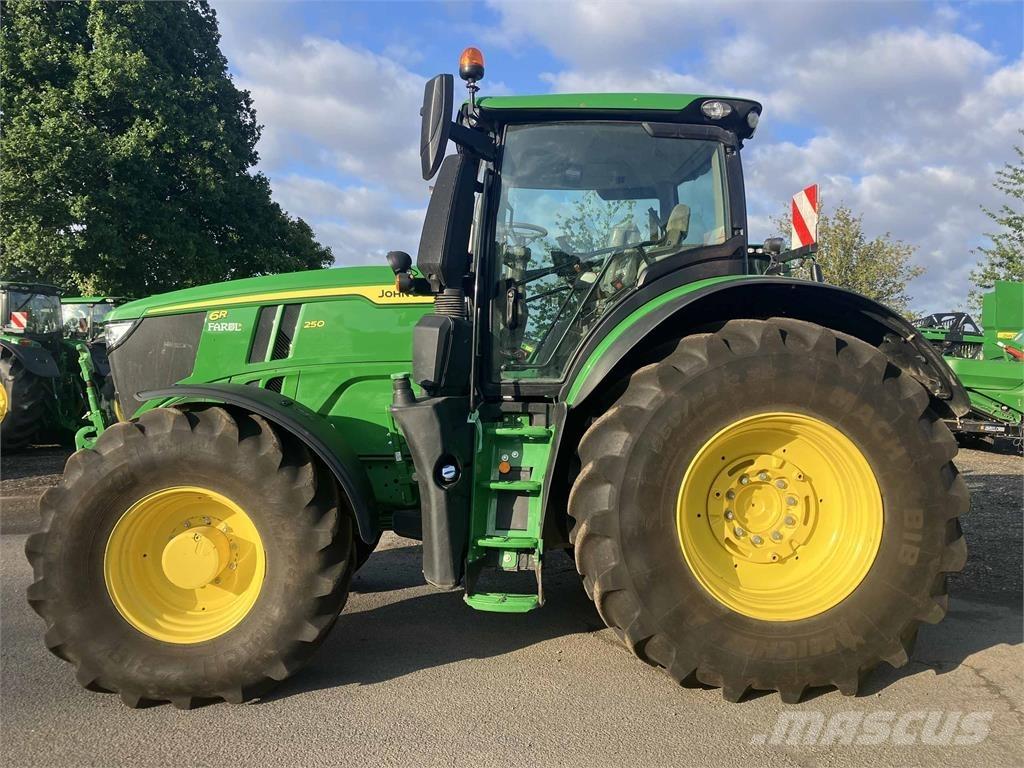 John Deere 6R 250 Tracteur