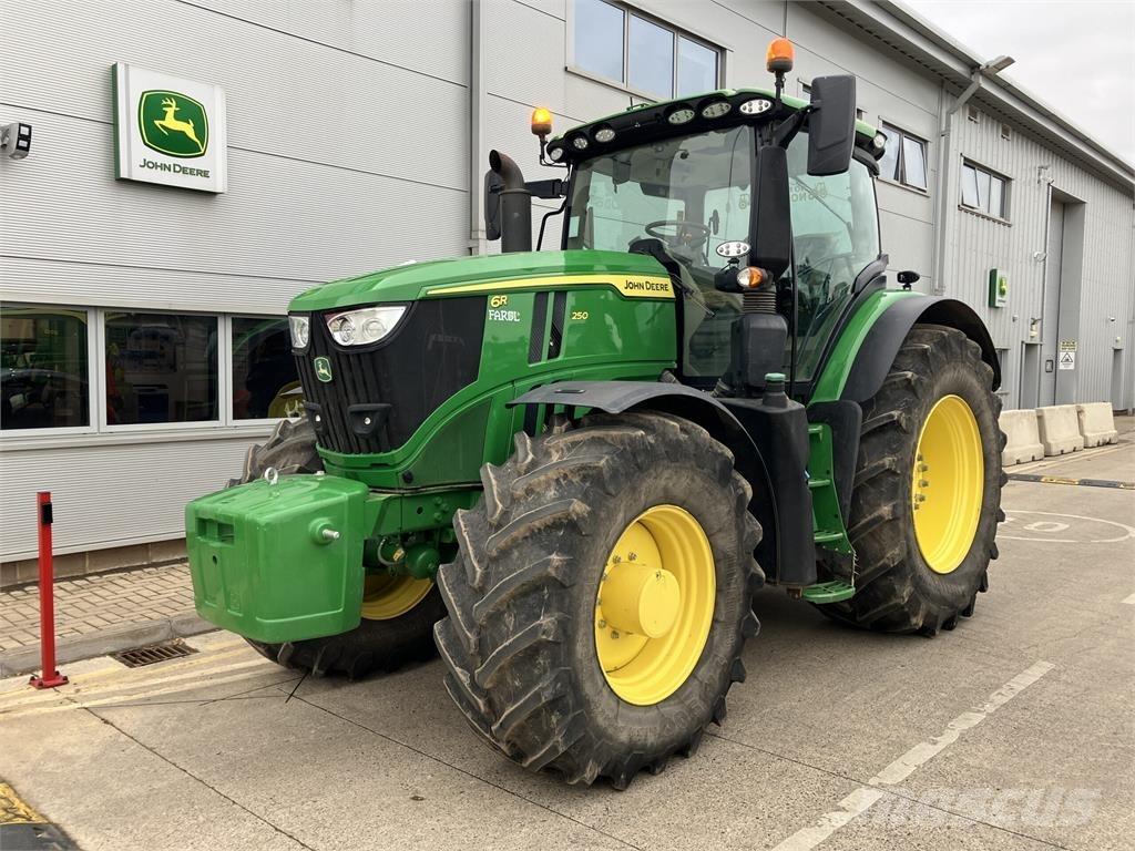 John Deere 6R 250 Tracteur