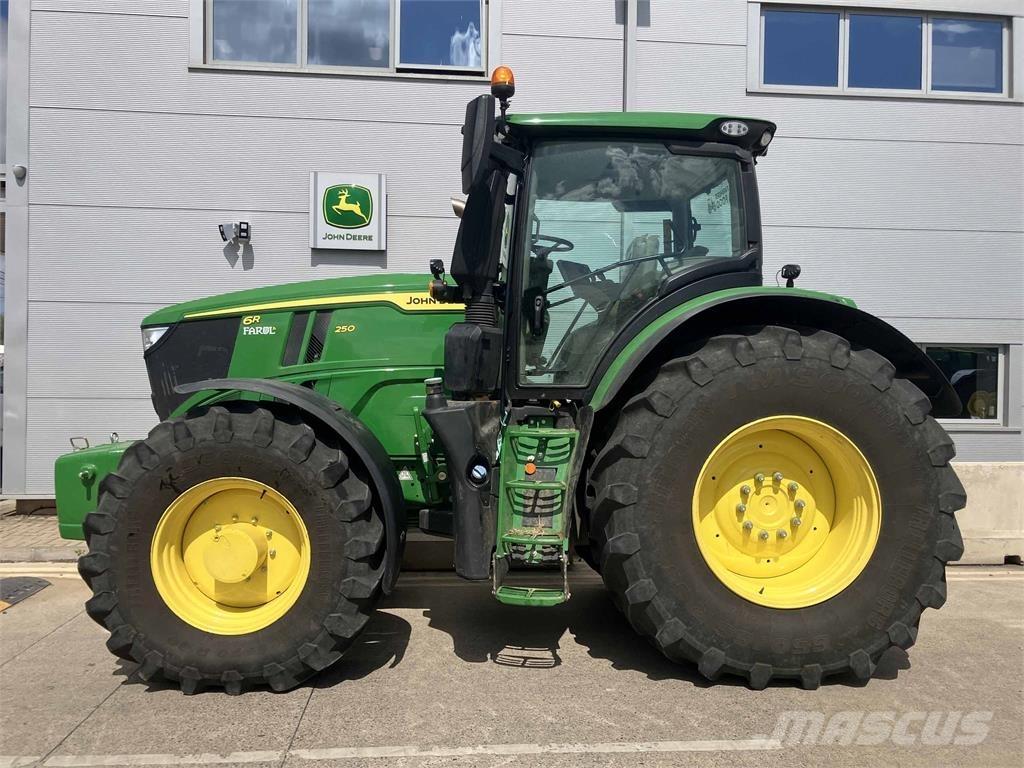 John Deere 6R 250 Tracteur