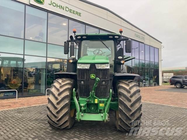 John Deere 7310R Tracteur