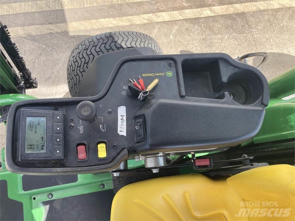 John Deere 7500AE Tondeuses à conducteur marchant