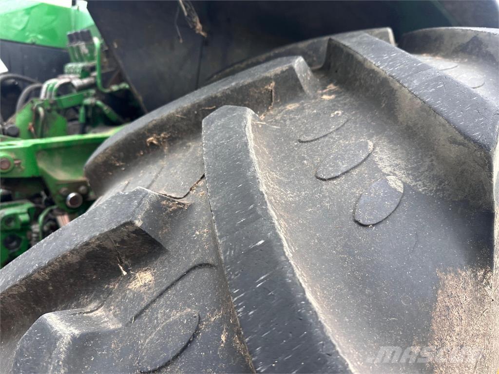 John Deere 7700 Tracteur