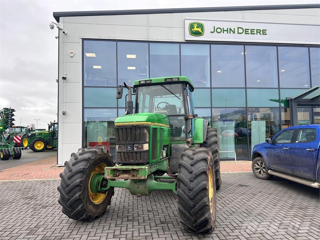 John Deere 7700 Tracteur