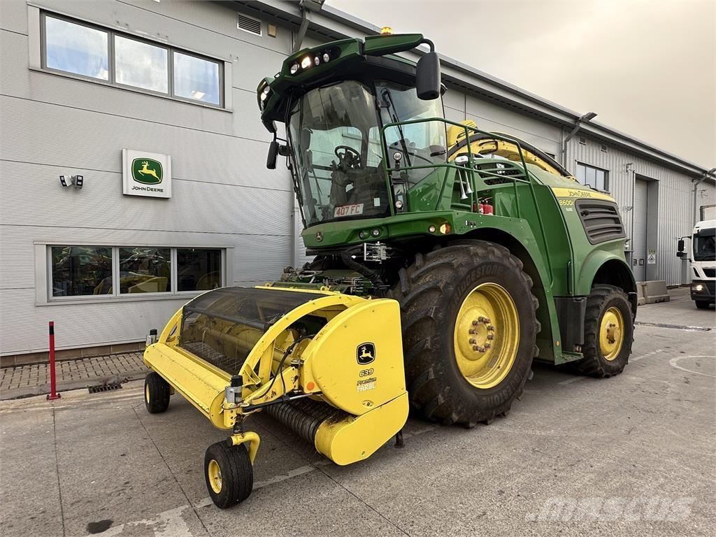 John Deere 8600i Ensileuse automotrice