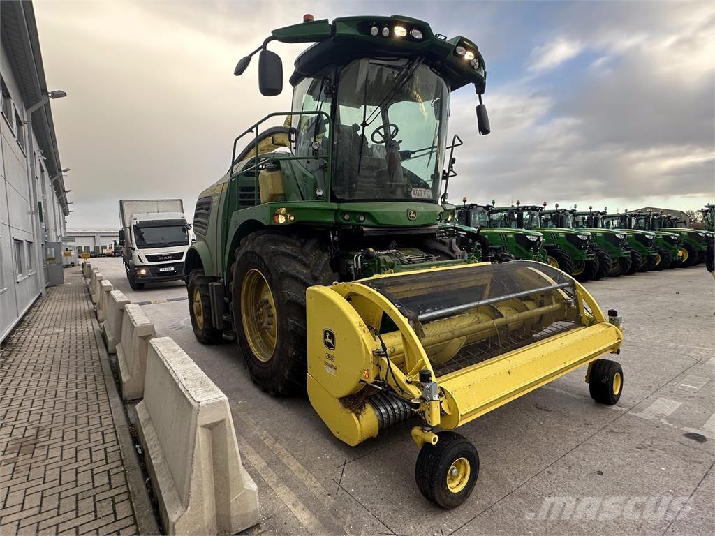 John Deere 8600i Ensileuse automotrice