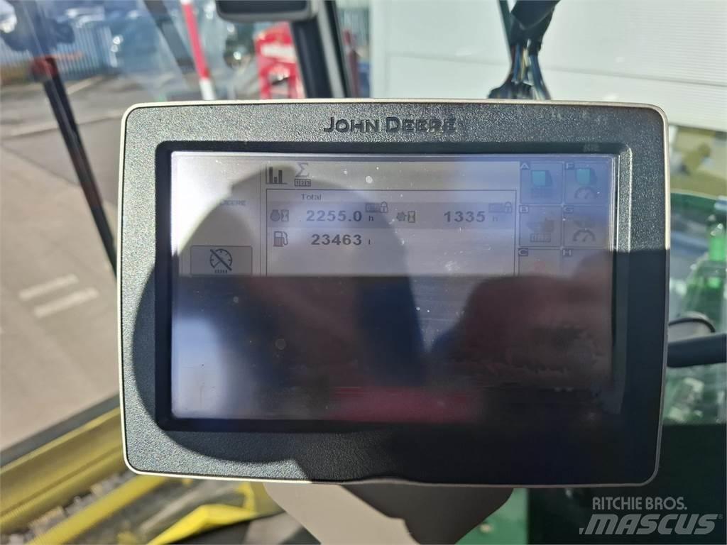 John Deere 9900 Ensileuse automotrice