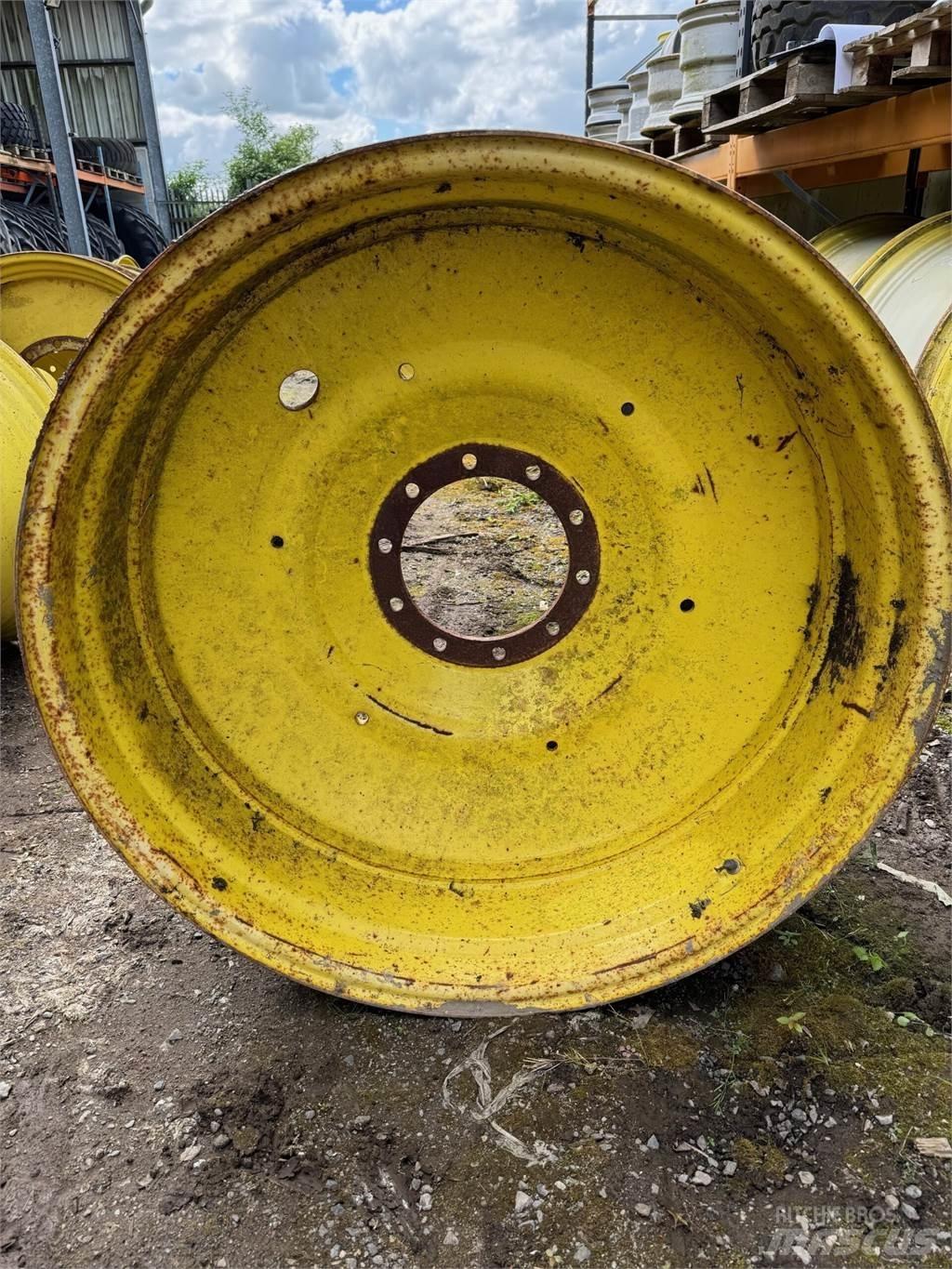 John Deere Example Pneus, roues et jantes