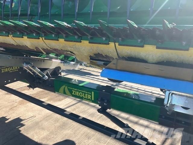 John Deere S780 Moissonneuse batteuse