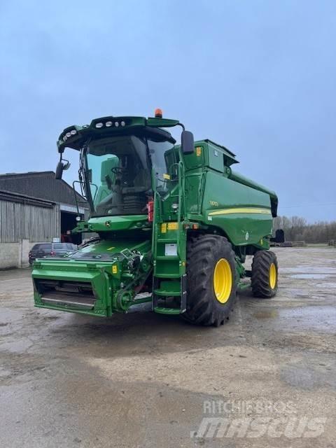 John Deere T670 Moissonneuse batteuse