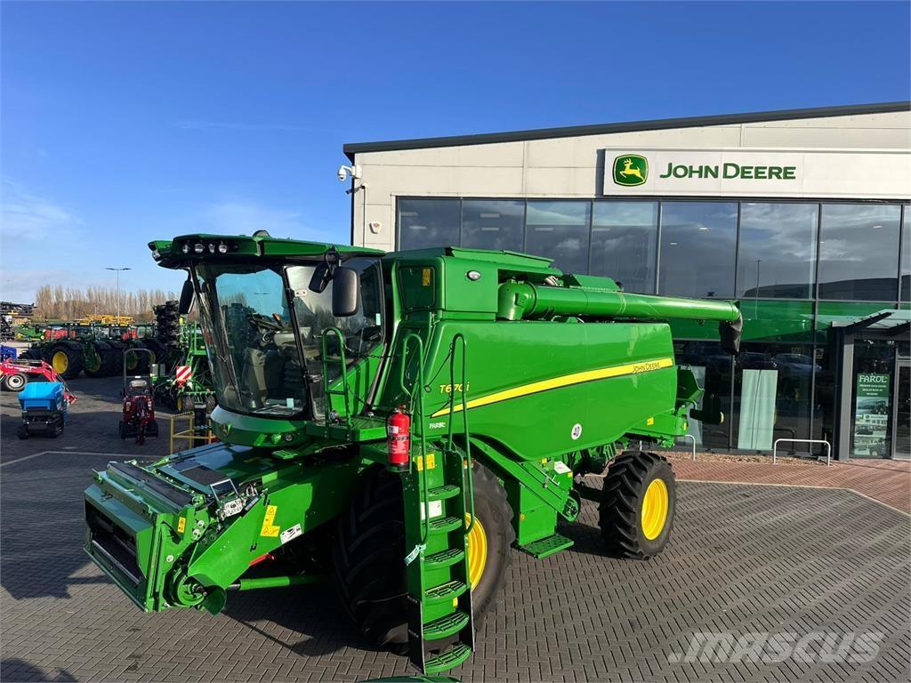 John Deere T670i Moissonneuse batteuse
